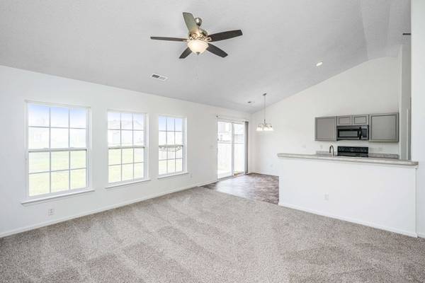 5042 Thornton Dr, Summerville, SC 29485