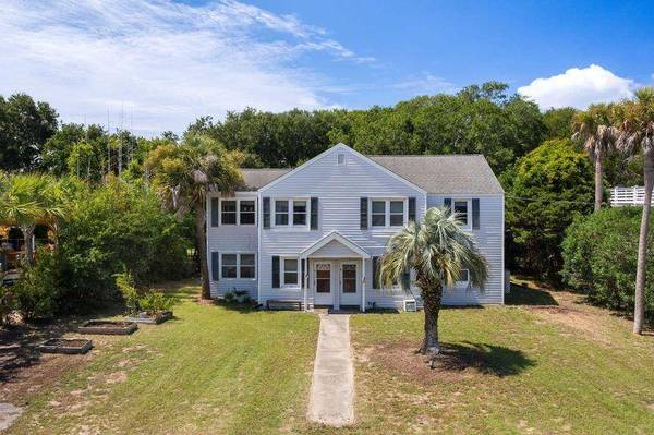 3 26th Ave #A, Isle Of Palms, SC 29451