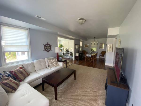 3 26th Ave #A, Isle Of Palms, SC 29451