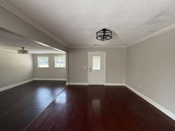 10 Pearl Ave, Mount Pleasant, SC 29464