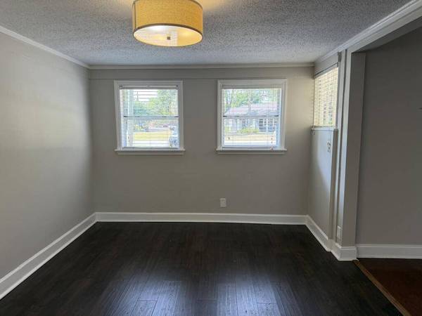 10 Pearl Ave, Mount Pleasant, SC 29464