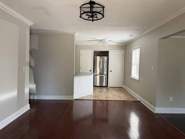 10 Pearl Ave, Mount Pleasant, SC 29464