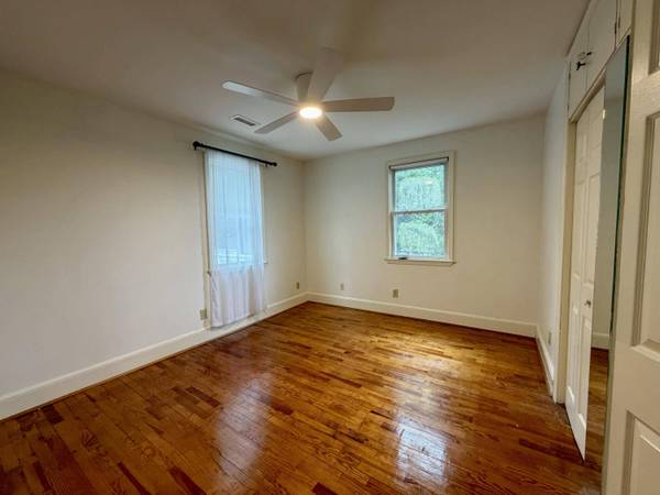 3 26th Ave #B, Isle Of Palms, SC 29451