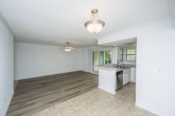 1835 Villa Maison #D, Mount Pleasant, SC 29464