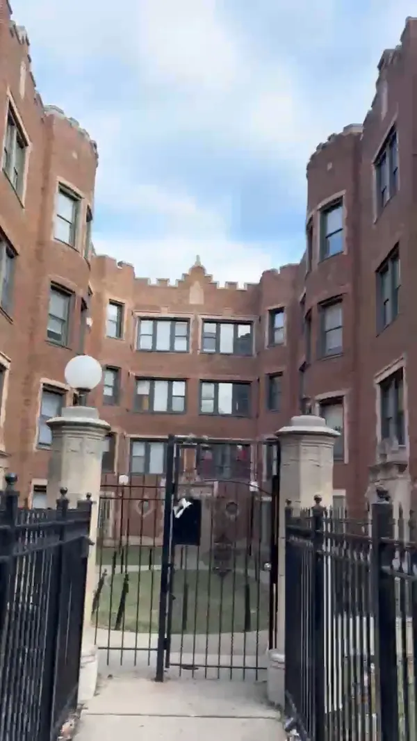 8145 S Drexel Ave, Chicago, IL 60619-4137