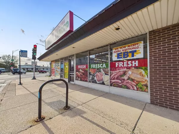 Chicago, IL 60630-3130,5960 W Lawrence Ave