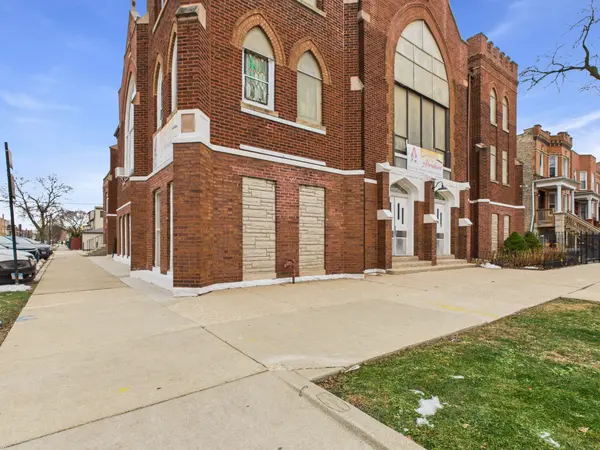 1651 N Karlov Ave, Chicago, IL 60639-5209