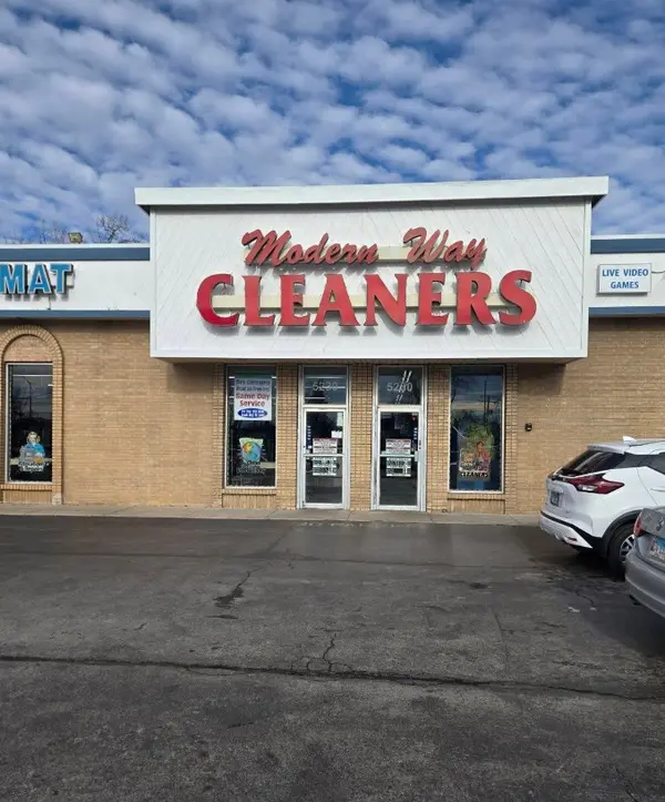 5230 W 159th St, Oak Forest, IL 60452-3326
