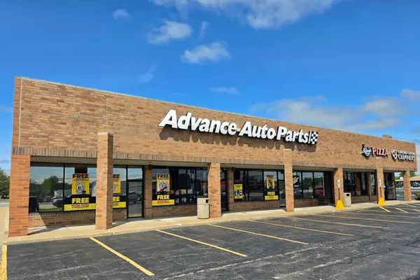 507 N Convent St, Bourbonnais, IL 60914-1329