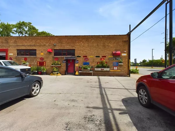 9540 S Vincennes Avenue, Chicago, IL 60643