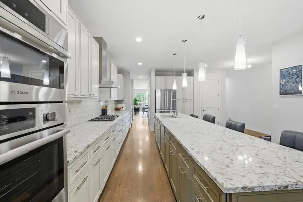 2743 N Ashland Avenue #1S, Chicago, IL 60614