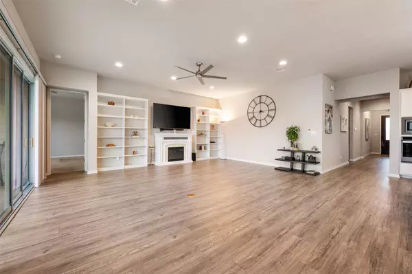 132 Ridgeview CT, Georgetown, TX 78628