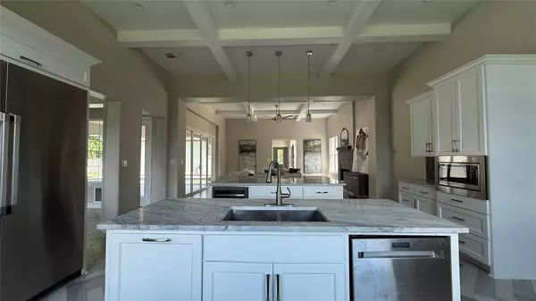 128 Gloria BLVD, Smithville, TX 78957