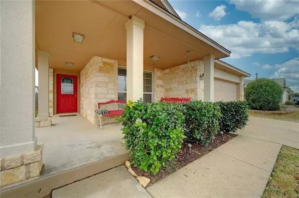 1102 S Brook DR, Leander, TX 78641