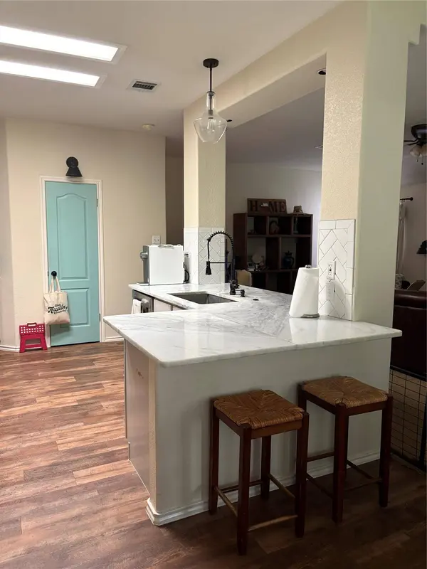 1310 Quicksilver ST, Round Rock, TX 78665