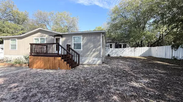 1430 Howard LN #4, Austin, TX 78728