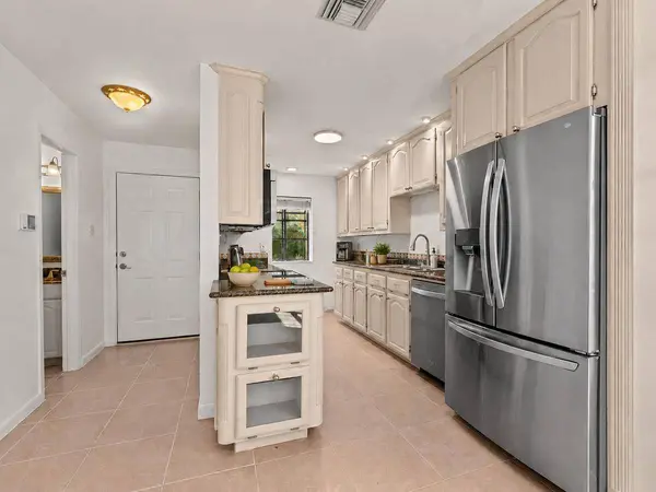 7122 Wood Hollow DR #71, Austin, TX 78731