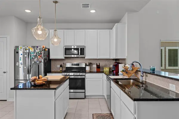 115 Denali DR, Kyle, TX 78640