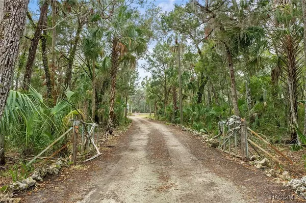 12176 W Standish DR #7, Homosassa, FL 34448