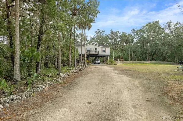 12176 W Standish DR #7, Homosassa, FL 34448
