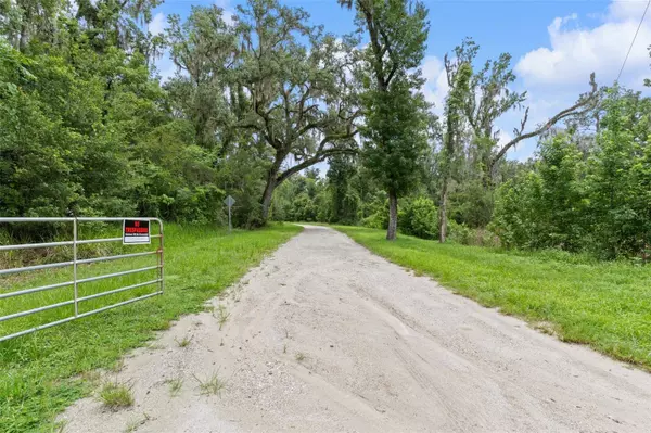 6440 CEDAR LN, Brooksville, FL 34601