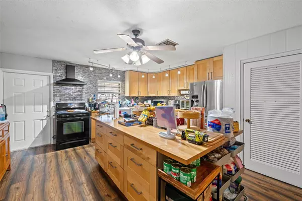 5605 PATTERSON RD, Riverview, FL 33578