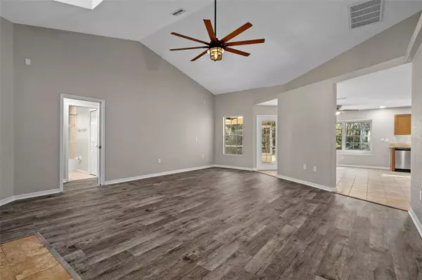 13388 GLORY LN, Brooksville, FL 34614