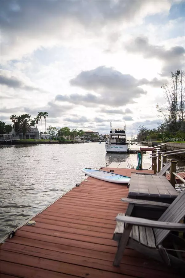 4964 CEDARBROOK LN, Hernando Beach, FL 34607