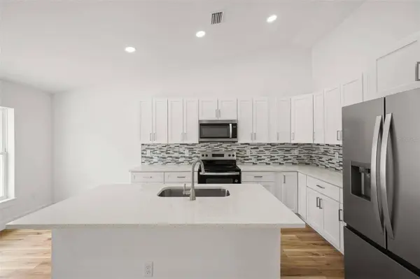 14586 MOCKING WREN RD, Weeki Wachee, FL 34614