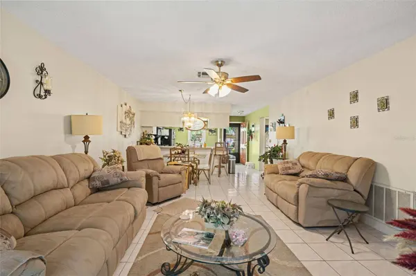 7233 GREYSTONE DR, Hudson, FL 34667