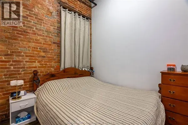 164 King ST West #203, Chatham, ON N7M1E3