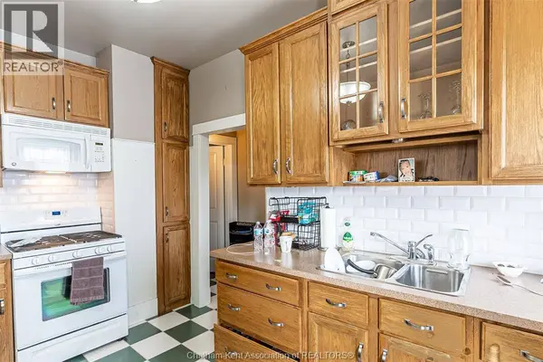266 Grand AVENUE West, Chatham, ON N7L1C1