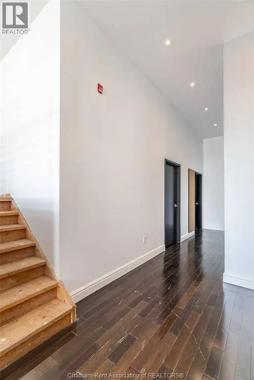 138 King ST West #302, Chatham, ON N7M1E3