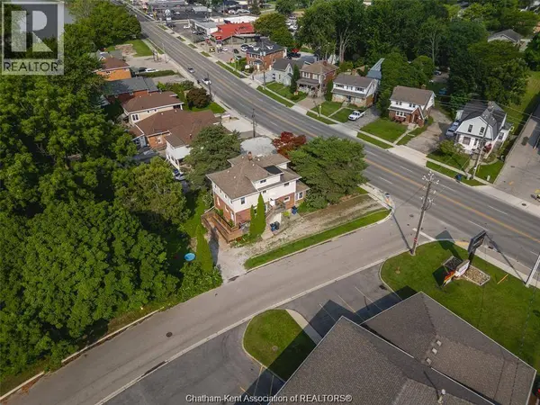 266 Grand AVENUE West, Chatham, ON N7L1C1