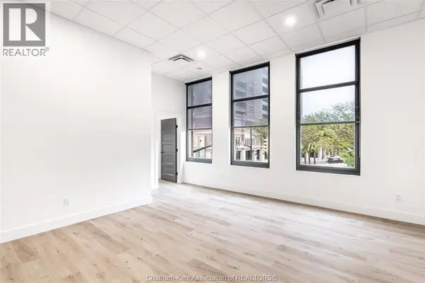 138 King ST West #203
