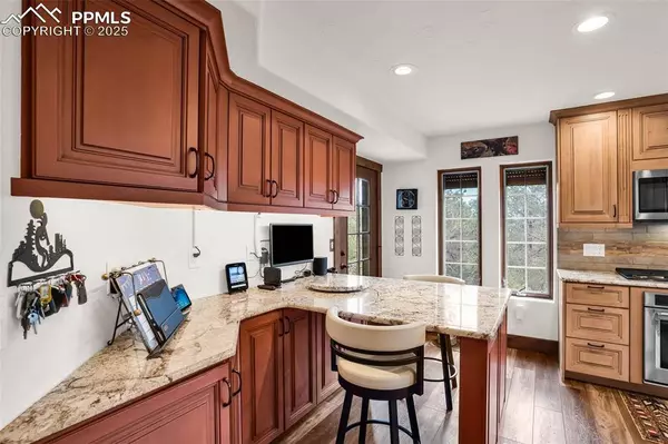 15660 Rancho Pavo DR, Colorado Springs, CO 80926