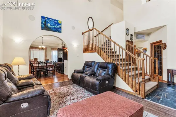 193 Top Notch TRL, Penrose, CO 81240