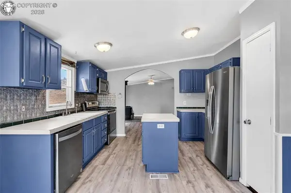 463 32nd TRL, Cotopaxi, CO 81223