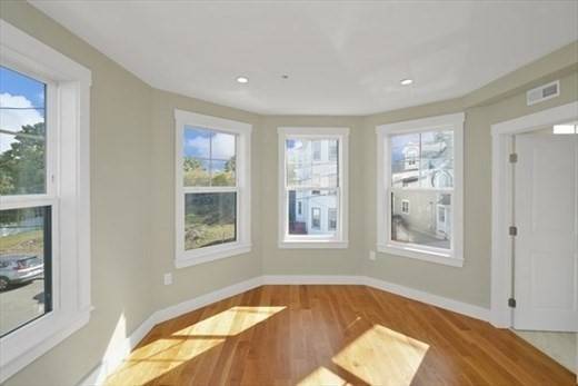 97 Robey St #A, Boston, MA 02125