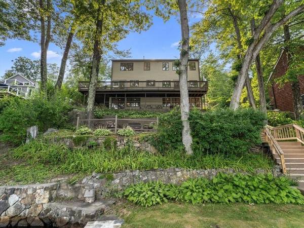 105 Crockett Road, Upton, MA 01568