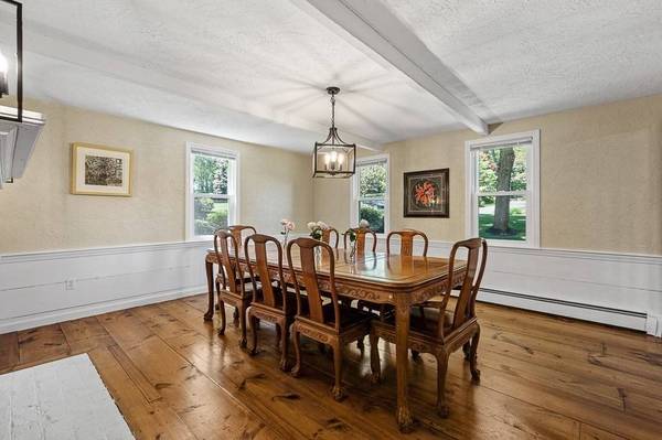 9 Olde Meetinghouse Rd, Westborough, MA 01581