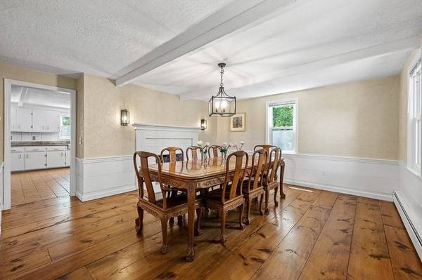 9 Olde Meetinghouse Rd, Westborough, MA 01581