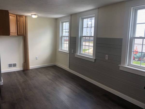 4 Underwood Court #1, Westborough, MA 01581