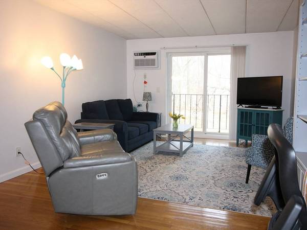 153 Milk St #18, Westborough, MA 01581