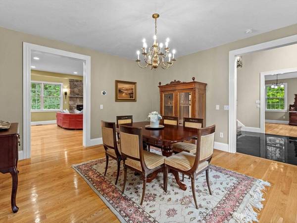 12 Breton Road, Upton, MA 01568