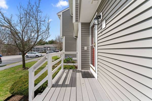 20 Hartshorn Place #20, Walpole, MA 02081
