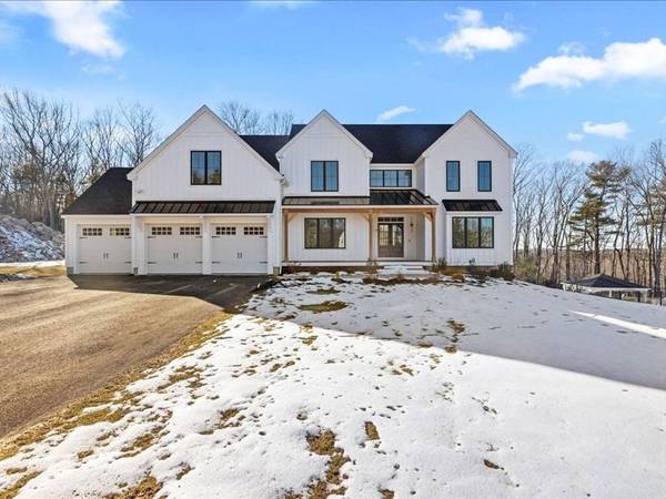 10 Lorenzo Drive, Southborough, MA 01772