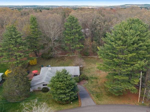 16 Sheffield Rd, Framingham, MA 01701