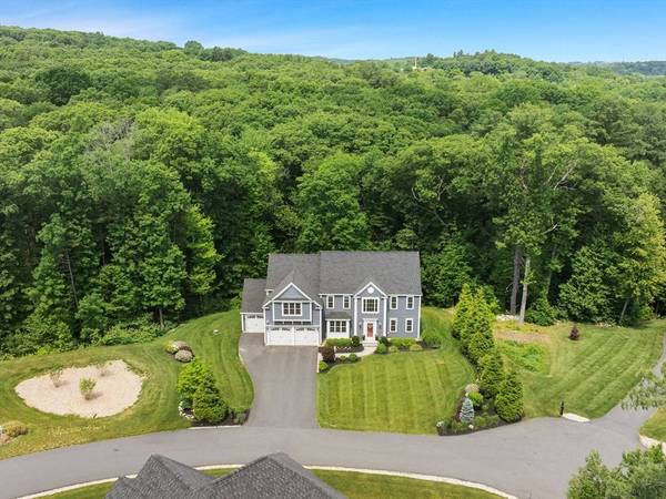 8 Leeds Way, Southborough, MA 01772