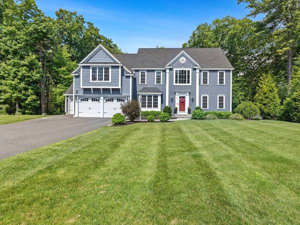 8 Leeds Way, Southborough, MA 01772
